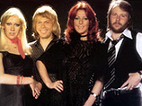 Спустя 30 лет после распада ABBA, самая популярная группа в стиле диско, может вернуться на сцену