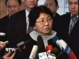 Новое правительство возглавила бывший министр иностранных дел Роза Отунбаева