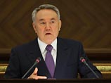 Президент Казахстана Нурсултан Назарбаев распорядился представить к награде военных летчиков, вывезших из Киргизии ее свергнутого президента Курманбека Бакиева 