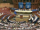 ПАСЕ решительно отвергла "любые попытки оправдать подобную гибельную политику" и приветствовала усилия, "направленные на раскрытие исторической правды об этом событии"