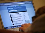 Уго Чавес общается с венесуэльцами через Twitter, его микроблог обслуживают 200 человек
