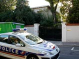 Полиция ведет сейчас три отдельных расследования, которые касаются самой богатой женщины страны. Она подозревается в уклонении от уплаты налогов и в незаконных пожертвованиях в избирательный фонд президента Николя Саркози