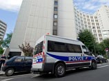 Сообщалось, что президентскую кампанию Саркози нелегально финансировала скандальная миллиардерша. Пресса узнала, что он получил на собственную избирательную кампанию 150 тысяч евро наличными от Лилиан Бетанкур