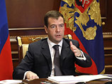 Медведев поздравил немцев, напомнив им о "ключевом вкладе" Москвы