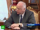 Следственный комитет три года назад расследовал дело о рейдерском захвате аэропорта "Домодедово", сообщил глава ведомства Александр Бастрыкин