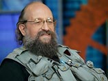 "Нашу гражданскую авиапромышленность уже убили массированным импортом. А поскольку авиастроение все-таки единое целое, то это и на боевых самолетах сказалось, мягко говоря, далеко не лучшим образом", - заявил Анатолий Вассерман