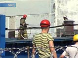 Во вторник в зале газорегуляторного пункта государственной районной электростанции в Сургуте произошел взрыв газа. В помещении оказались выбитыми стекла, огнем повреждено оборудование