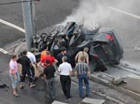 Видеозапись смертельного ДТП на Садовом кольце, жертвами которого стали до пяти человек, засекречена. Рядовые сотрудники ГАИ не смогли просмотреть записи камер наружного наблюдения, установленных на Сухаревской площади