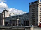 Замоскворецкий суд Москвы в пятницу прекратил производство по второму иску троюродной сестры Патриарха Московского и всея Руси, проживающей в "Доме на набережной"