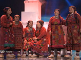 Удмуртский коллектив "Бурановские бабушки", занявший второе место на "Евровидении-2012", открыли национальный российский отборочный конкурс исполнителей детской песни "Евровидения", который прошел в воскресенье в концертном зале "Академический" в Москве