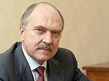 "Мы такую цель не преследуем", - отметил он, добавив, что здесь вся моральная ответственность лежит на сами депутатах. Отвечая на вопрос, останется ли призыв к сложению мандатов в окончательной резолюции комиссии, Пехтин ответил: "Думаю останется"