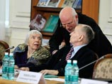 Людмила Алексеева, Председатель Совета Михаил Федотов (в центре), доктор юридических наук, член-корреспондент РАН Сергей Алексеев