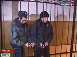 Доставленный в суд Дмитрий Виноградов выглядел подавленным, сообщает сайт РАПСИ, ведущий текстовую трансляцию из зала суда. По данным агентства, обвиняемый заявил, что "сожалеет о содеянном, хочет попросить прощения"