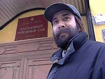 Кирилл Воробьев. Кадр RTV International, март 2004 года. Кирилл Воробьев. Кадр RTV International, март 2004 года.