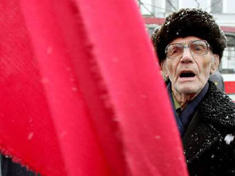 Акция протеста против реформы ЖКХ зимой 2004 года, фото Reuters Акция протеста против реформы ЖКХ зимой 2004 года, фото Reuters