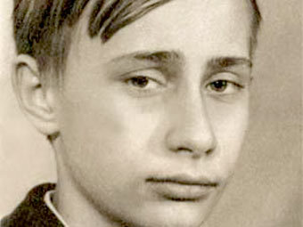 Владимир Путин в школьные годы. Фото из книги "От первого лица" с официального сайта президента России Владимир Путин в школьные годы. Фото из книги "От первого лица" с официального сайта президента России