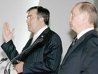 Владимир Путин и МИхаил Саакашвили, фото AFP Владимир Путин и МИхаил Саакашвили, фото AFP