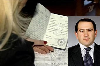 ����������� �� ������������� ������� � �������� (���� ������� ������), �� ����� - ����� ������� (���� � ����� www.kreml.org)