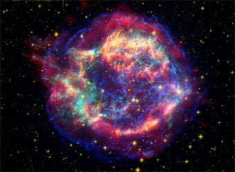 ���������� Cassiopeia A, ���� � ����� spitzer.caltech.edu