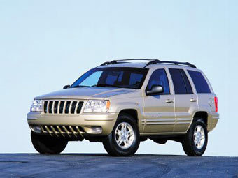 Джип "Гранд Чероки" (Grand Cherokee). Фото с сайта 4x4review.com