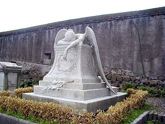 " "     .    thecemeteryproject.com