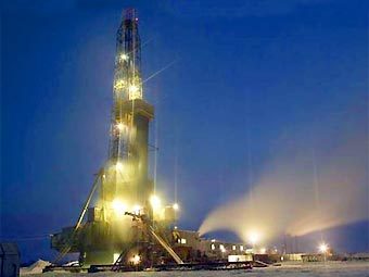 Буровая установка ОАО "Юганскнефтегаз". Фото с сайта rosneft.ru 