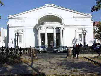   "".    teatr.ru