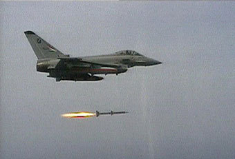 EF-2000   "-" AIM-120.    airforce-technology.com
