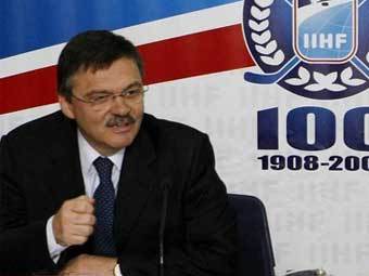  IIHF  .  iihf.com