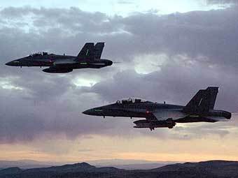 F-18 Hornet.   : www.boeing.com 