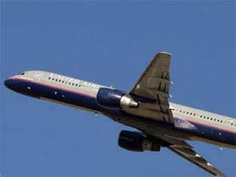Boeing-757  United.    www.airliners.net