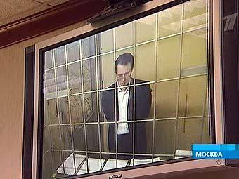 Алексей Френкель на трансляции из зала суда. Кадр "Первого канала", архив