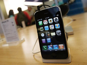 iPhone 3G. Фото AFP