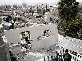 ������� ������ ��� ���������� � ����������. ���� &copy;AFP