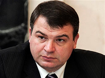 Министр обороны РФ Анатолий Сердюков. Фото ©AFP