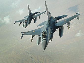 Истребители F-16. Фото с сайта armoredd.com