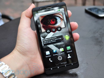 Droid X. ���� Engadget