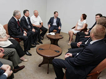 ������� �������� �� ������� � ��������������� ������ ������� � �����������. ���� �����-������ ���������� ������ 
