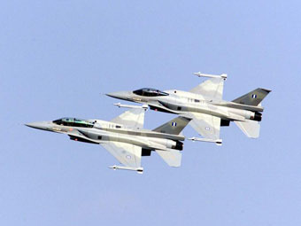 F-16  .    f-16.net 