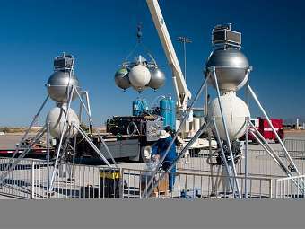 ������ ����������� ��������� �������� Armadillo Aerospace. ���� � ����� ��������