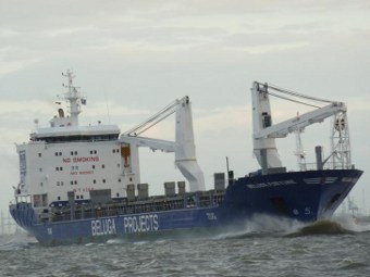 " ".  Johnny Verhulst   marinetraffic.com