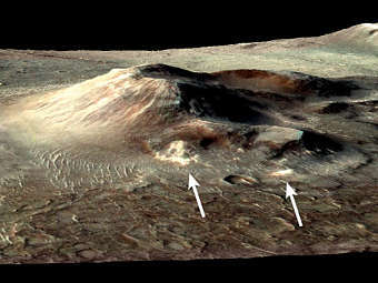 ����� ������� Nili Patera. ��������� �������� ������ ���������� �������. ����������� NASA/JPL-Caltech/MSSS/JHU-APL/Brown Univ.