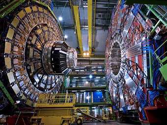 �������� �������� ��������� ���������� CMS. ���� �����-������ CERN