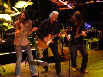 ������ ����� � The Black Crowes, ���� �� �������� The Black Crowes �� Facebook