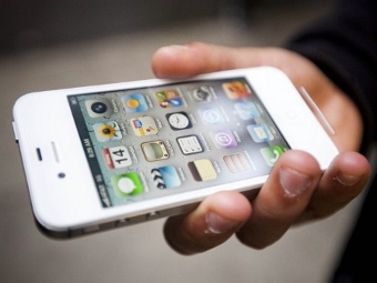iPhone 4S, фото ©AFP