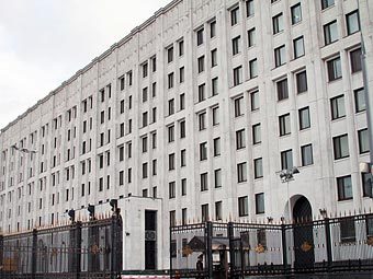 Финансиста Минобороны заподозрили в вымогательстве ста тысяч евро