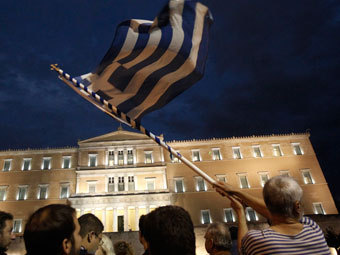 Акция протеста у зания греческого парламента. Фото Reuters
