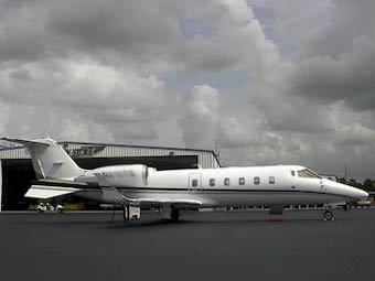 Learjet 60,    aviatoy.com