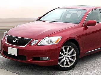 Lexus GS-300. ���� ������������ IFCAR � ����� wikipedia.org